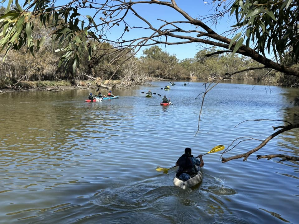 Adventure All Stars - Kayaking Serpentine River