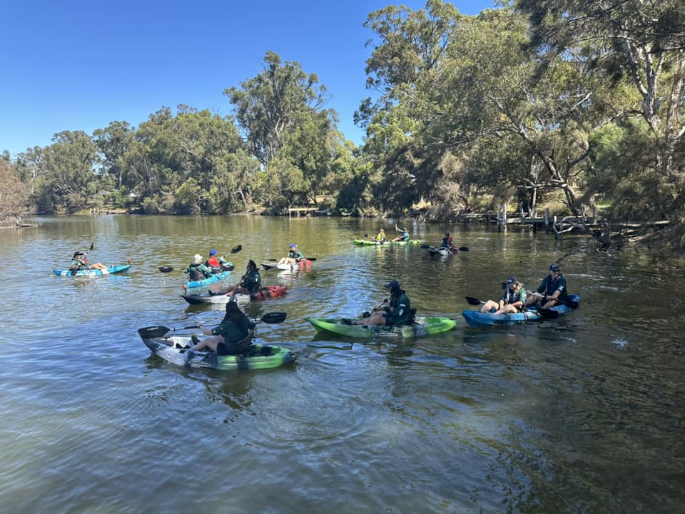 Adventure All Stars - Kayaking Serpentine River